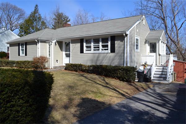 11 Churchill Road Quincy, MA 02169 - Photo 2 of 12 Gallery Image 2