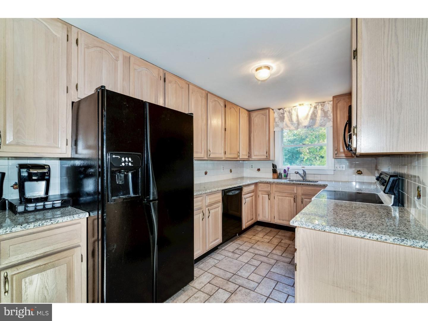 852 Hardingville Road Monroeville, NJ 08343 - Photo 8 of 25