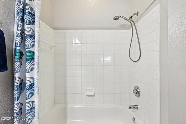 $200,000 | 13703 Richmond Park Drive North, Unit 3302, Jacksonville, FL 32224