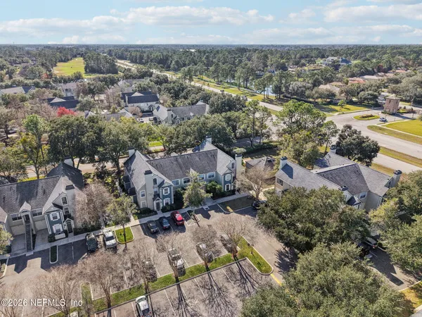 $200,000 | 13703 Richmond Park Drive North, Unit 3302, Jacksonville, FL 32224