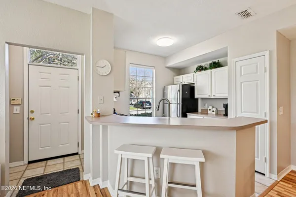 $200,000 | 13703 Richmond Park Drive North, Unit 3302, Jacksonville, FL 32224