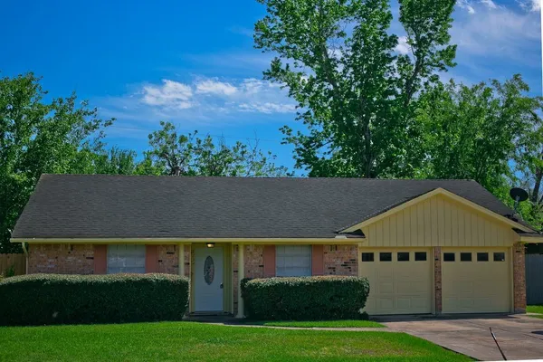 $1,800 | 8234 Misty Vale Lane, Houston, TX 77075