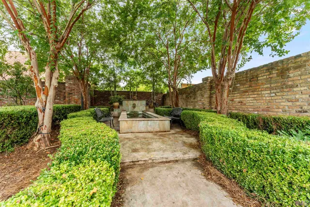 $7,000 | 2611 Cedar Lodge Drive, Baton Rouge, LA 70809