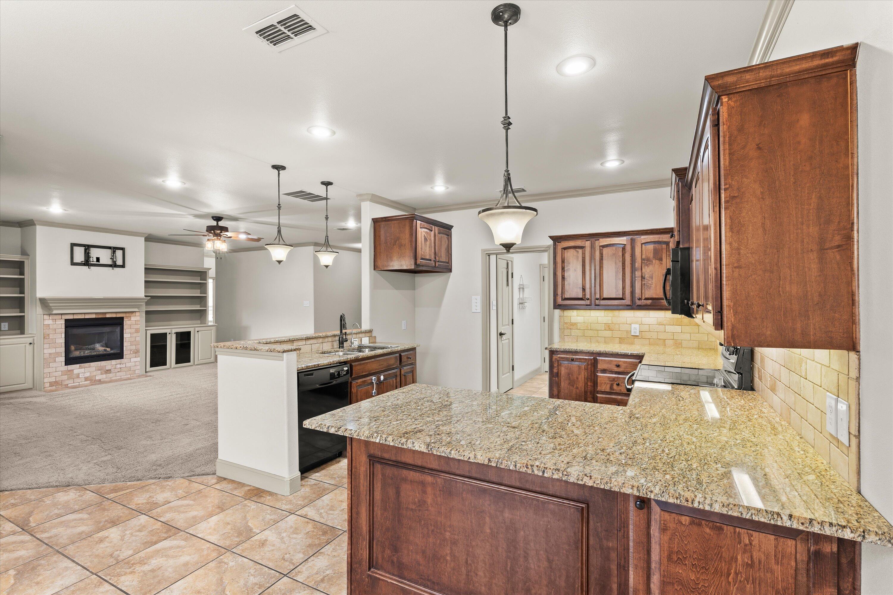 6209 101st Place Lubbock, TX 79424 - Photo 13 of 31 13-6209 101st St