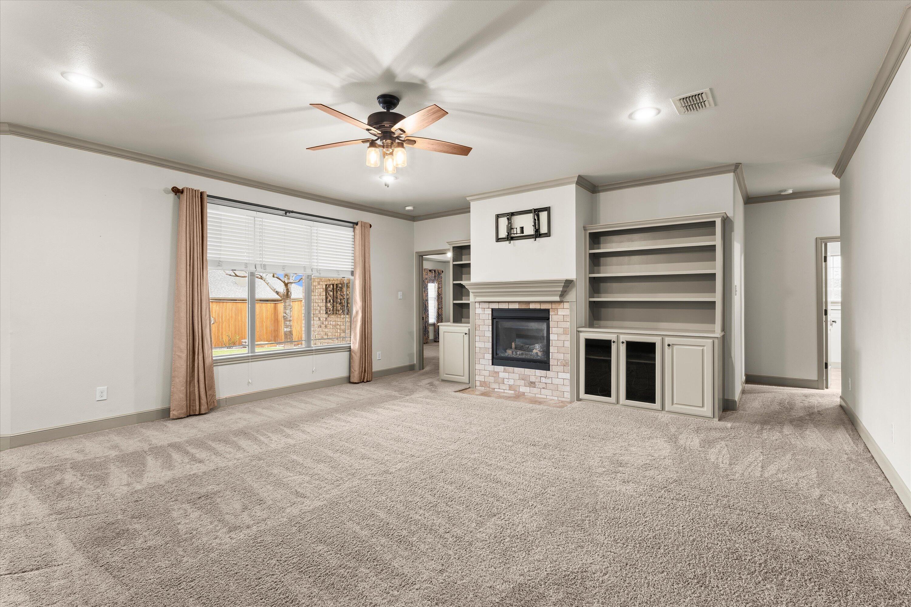 6209 101st Place Lubbock, TX 79424 - Photo 6 of 31 06-6209 101st St