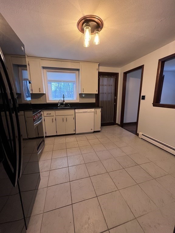 105 Allen Road Easton, MA 02356 - Photo 12 of 28 Gallery Image 12