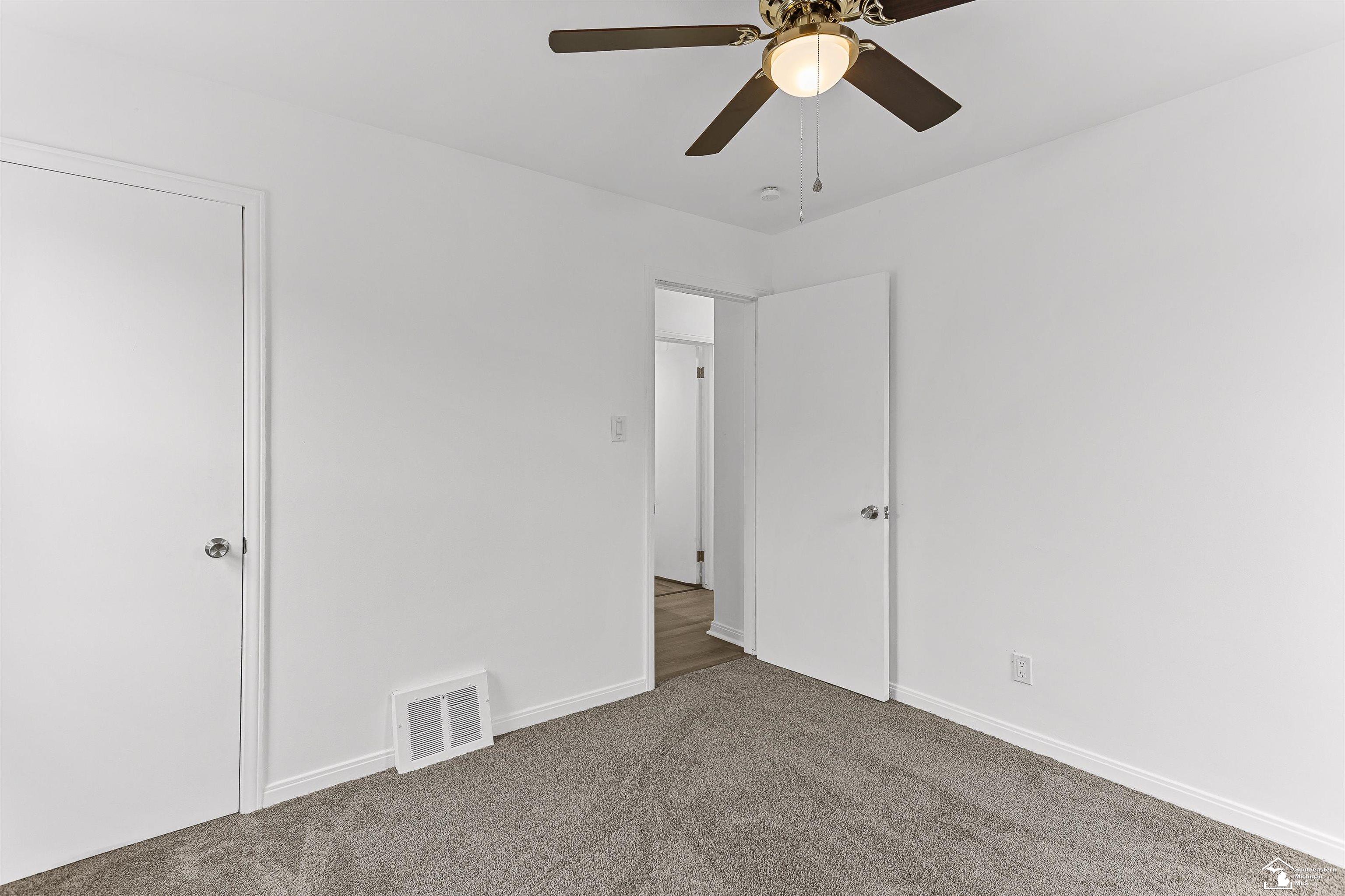17033 Quarry Road Riverview, MI 48193 - Photo 15 of 42