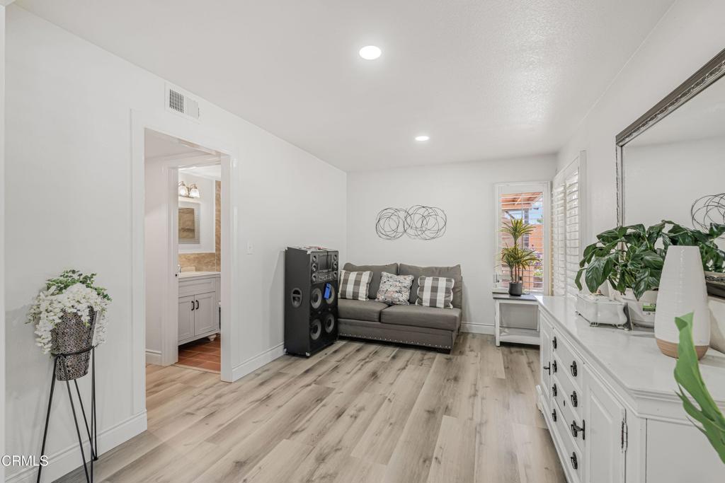 1558 East Ave R7 Palmdale, CA 93550 - Photo 8 of 42