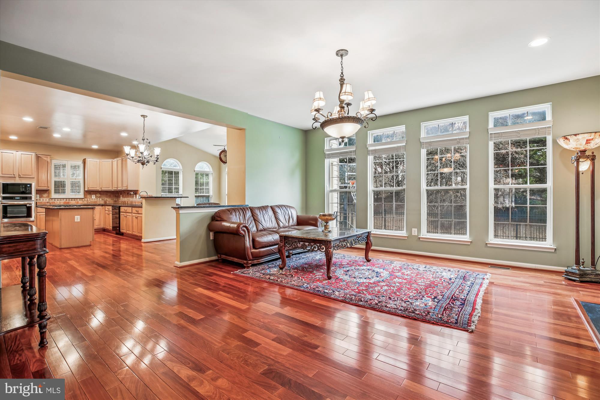 14212 Schaeffer Road Germantown, MD 20874 - Photo 11 of 51 Gallery Image 11