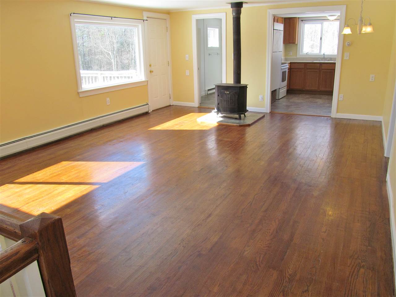 146 Snow Pond Road Concord, NH 03301 - Photo 3 of 28