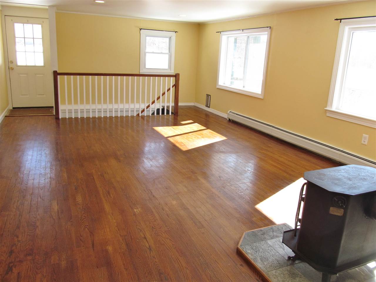 146 Snow Pond Road Concord, NH 03301 - Photo 4 of 28