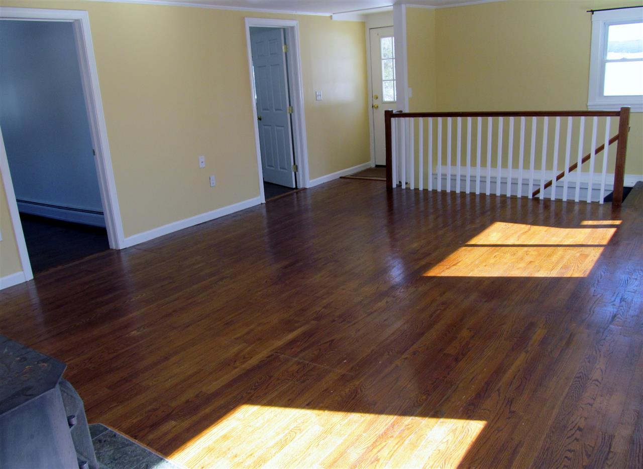 146 Snow Pond Road Concord, NH 03301 - Photo 5 of 28