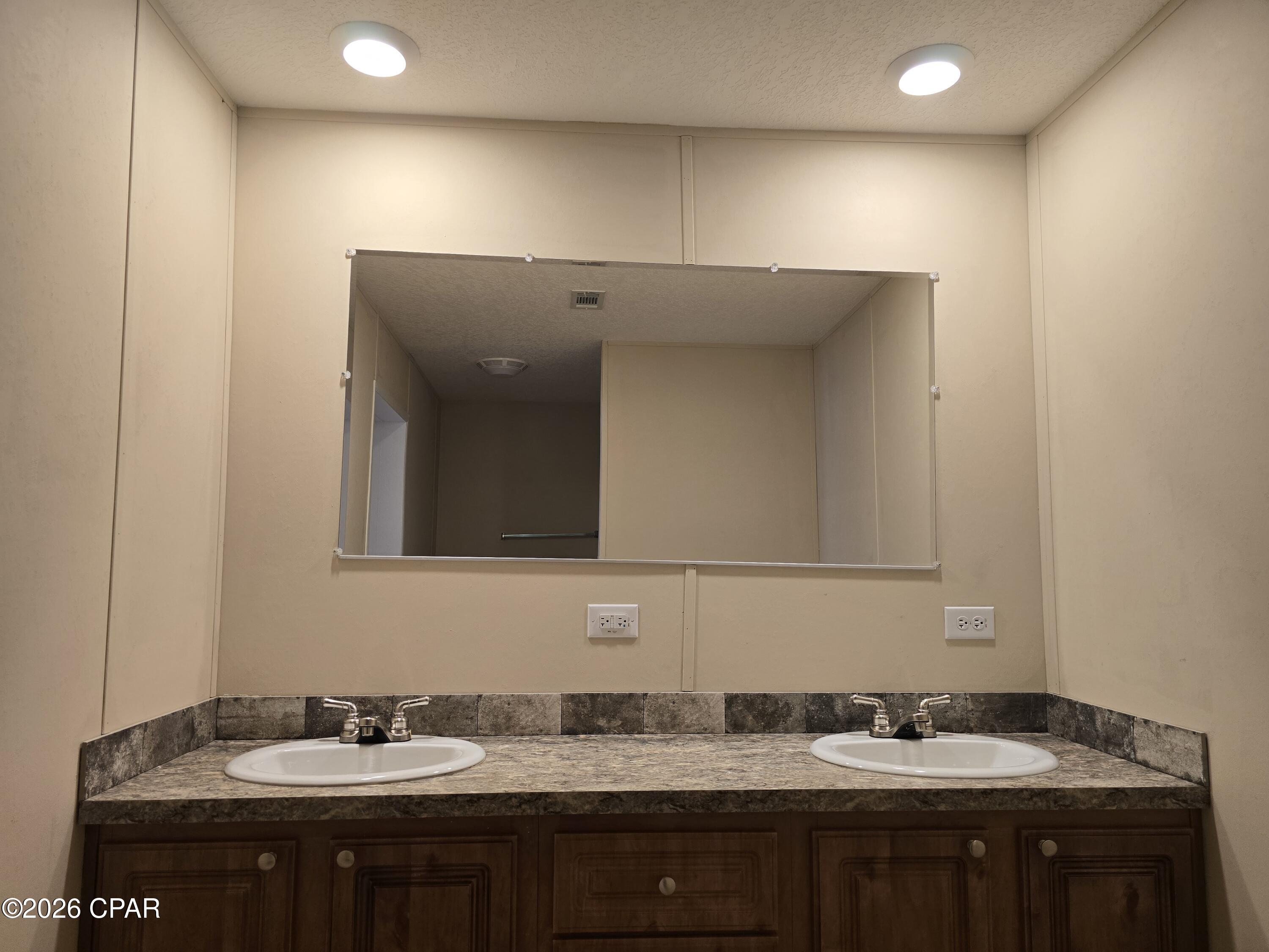 10441 Azalea Street Bristol, FL 32321 - Photo 11 of 20