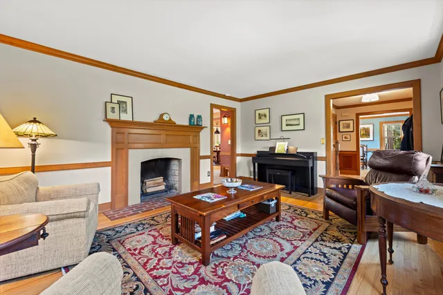 $1,099,000 | N40-w33325 Woodsview Drive, Nashotah, WI 53058