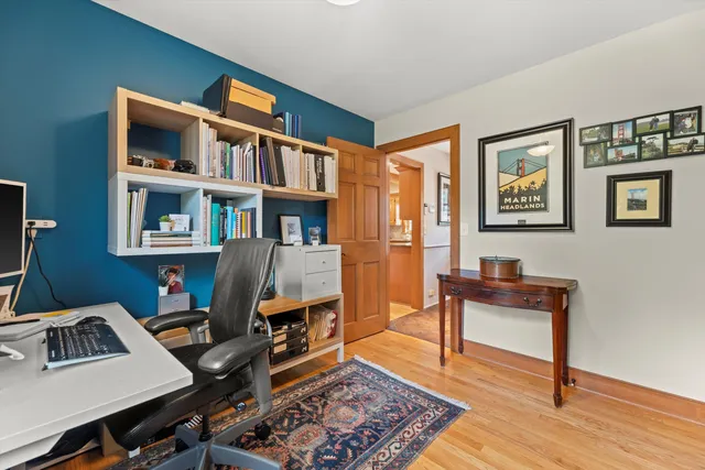 $1,099,000 | N40-w33325 Woodsview Drive, Nashotah, WI 53058