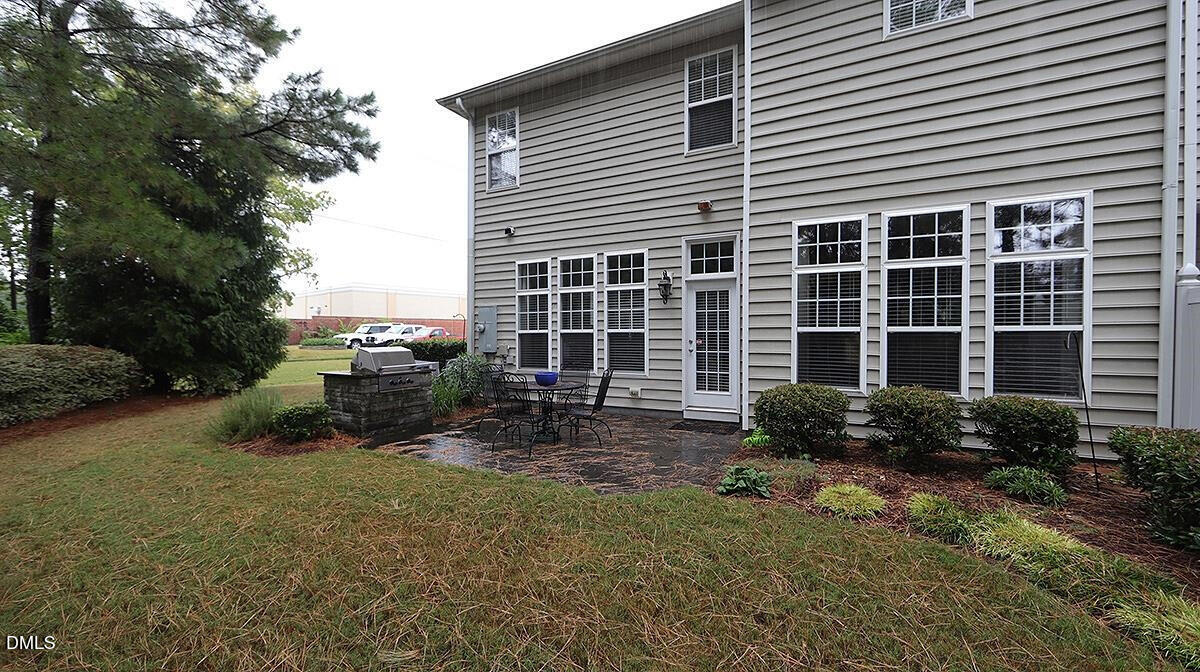 13357 Ashford Park Drive Raleigh, NC 27613 - Photo 2 of 3 20240912135512607332000000-o