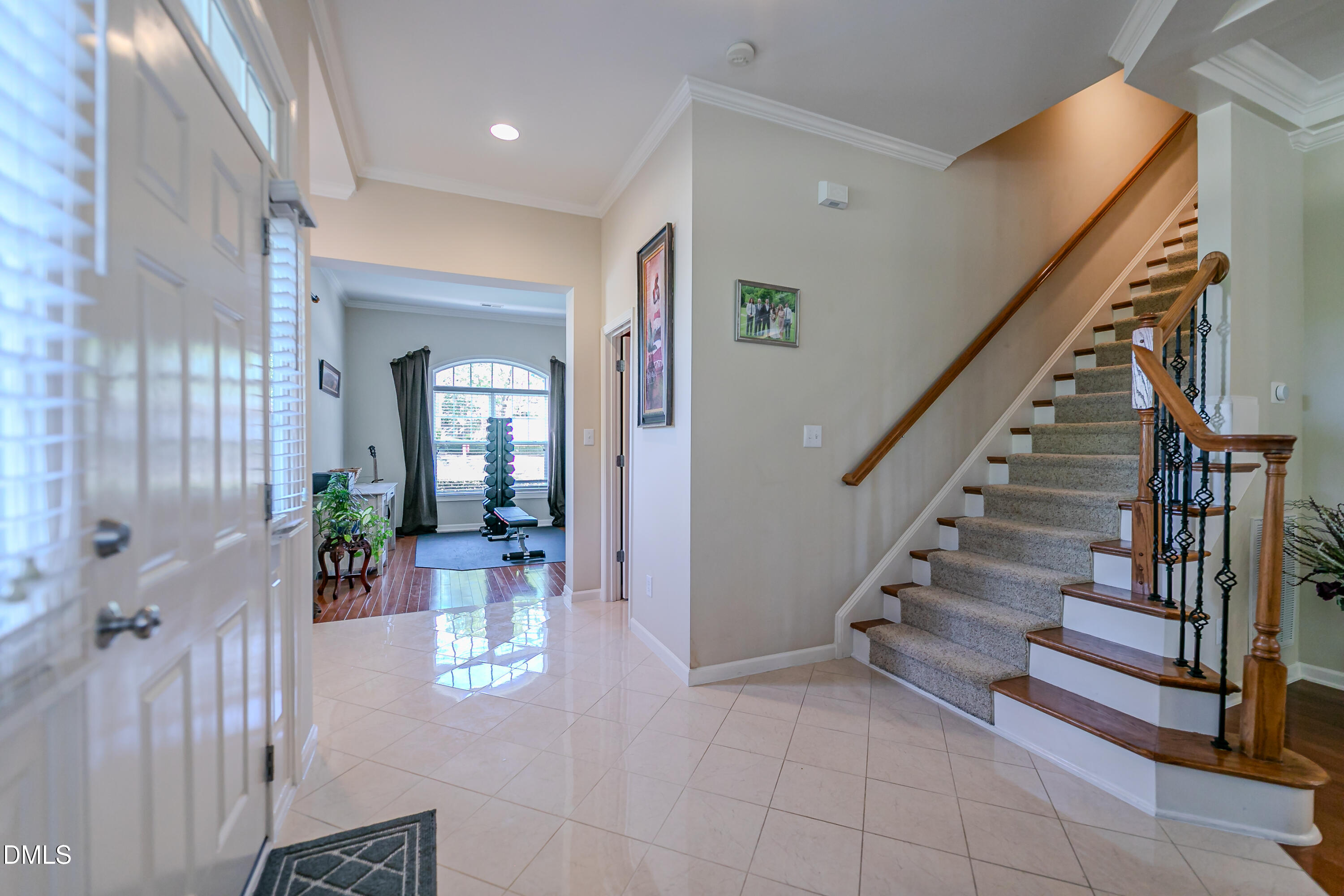 13357 Ashford Park Drive Raleigh, NC 27613 - Photo 3 of 45 2E6A6404