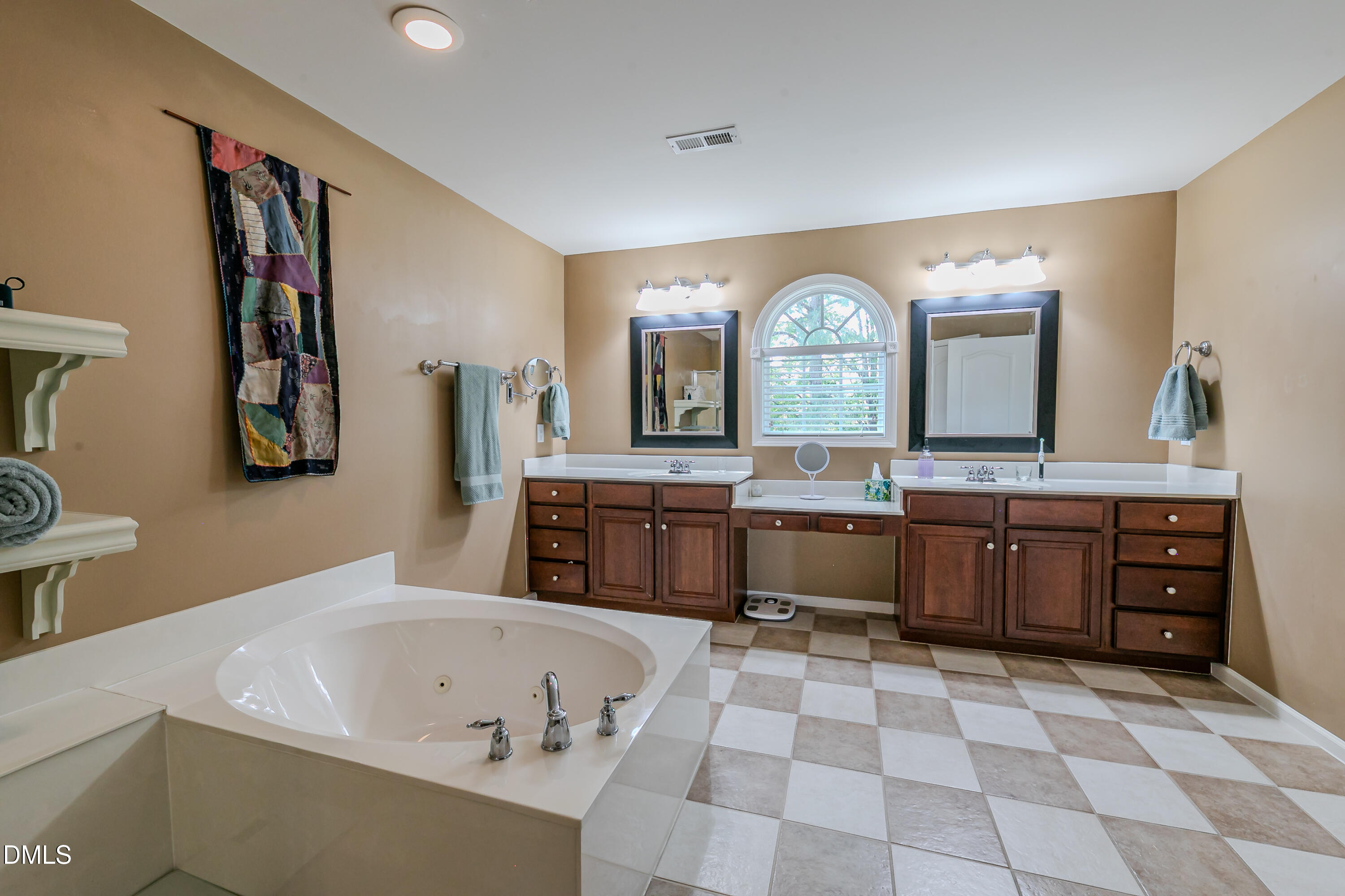 13357 Ashford Park Drive Raleigh, NC 27613 - Photo 32 of 45 2E6A6779