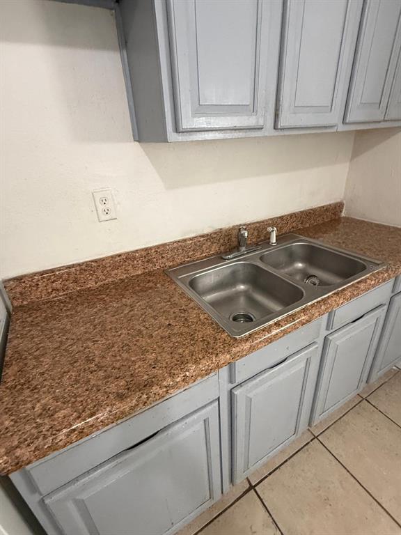 4115 Columbia Street Orlando, FL 32811 - Photo 8 of 16 a view of a kitchen counter space