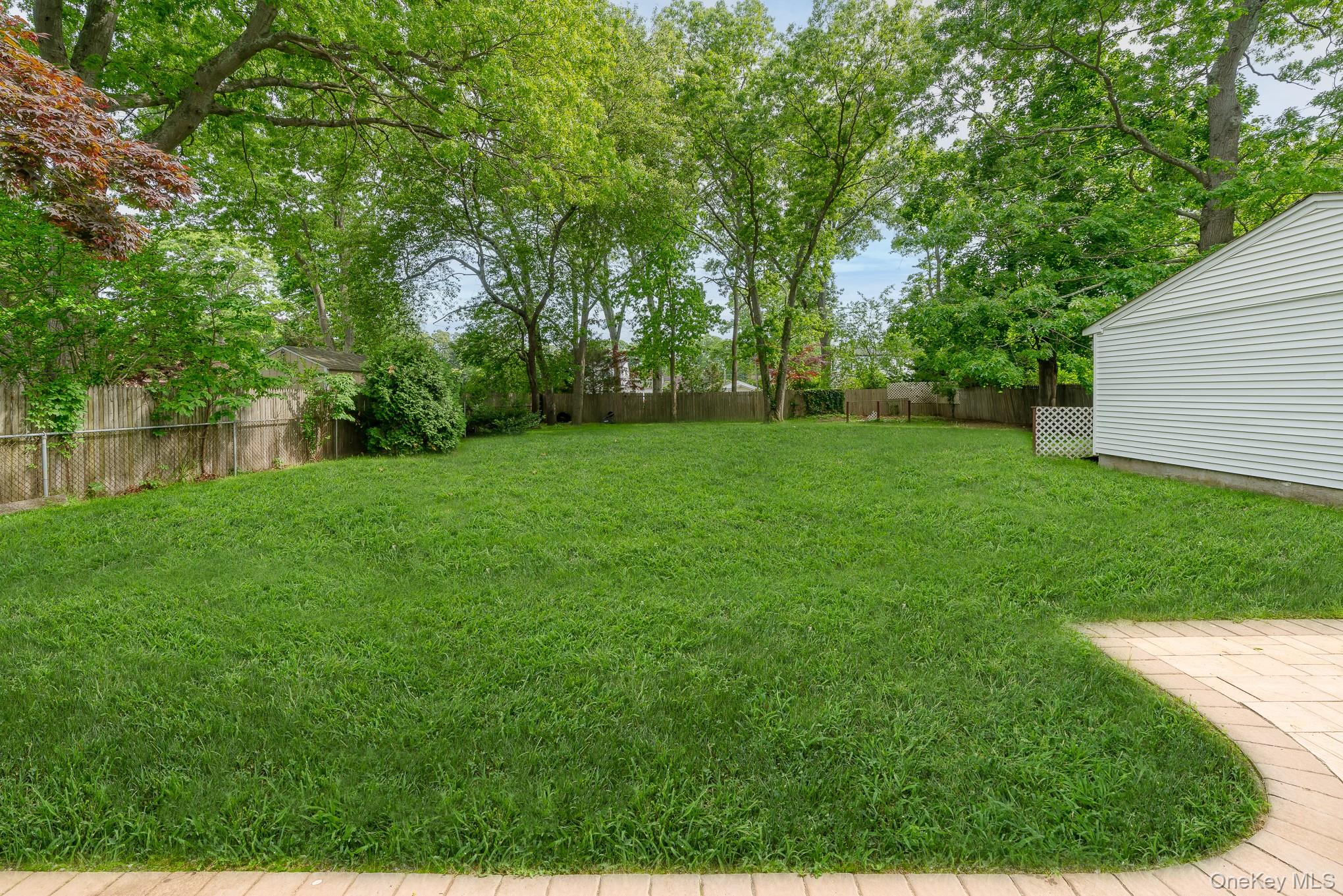 20 Amherst Street Islip, NY 11751 - Photo 21 of 29