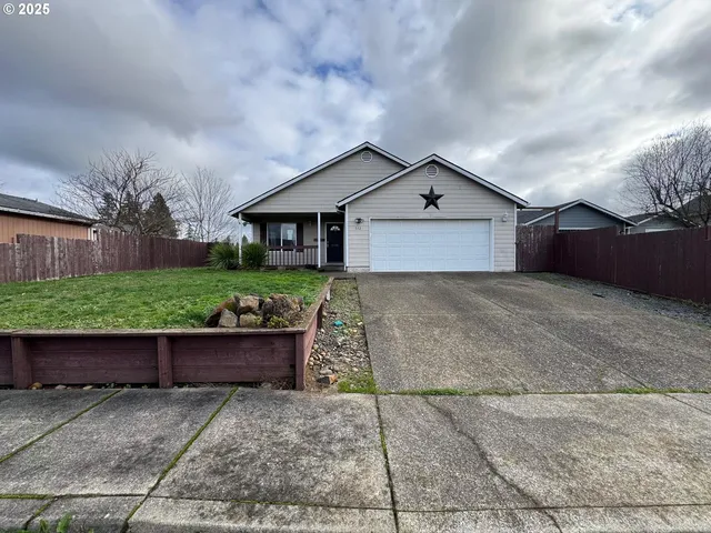 $421,000 | 513 Pegasus Court, Molalla, OR 97038