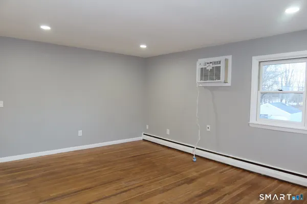 $329,999 | 73 Lanouette St Extension, Meriden, CT 06451