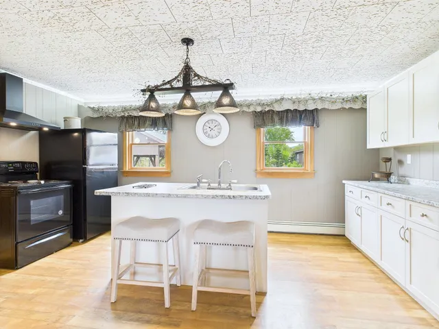 $349,900 | 15 Main Street, Stewartstown, NH 03597