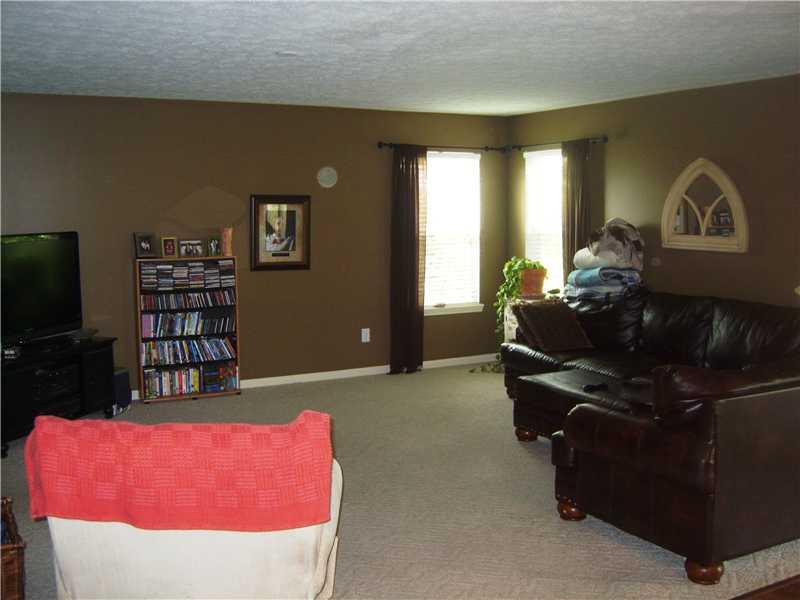 6930 Rutherford Drive Indianapolis, IN 46237 - Photo 5 of 24 Gallery Image 5