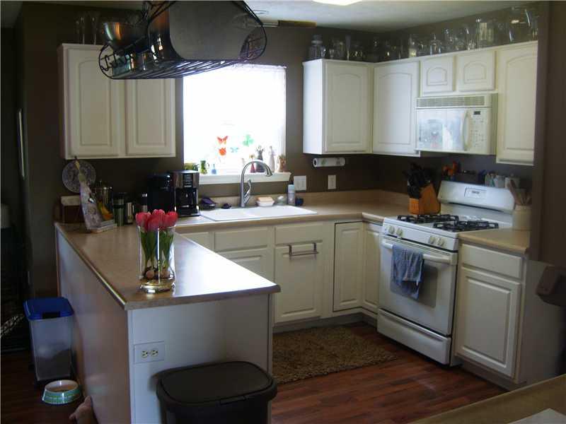 6930 Rutherford Drive Indianapolis, IN 46237 - Photo 7 of 24 Gallery Image 7