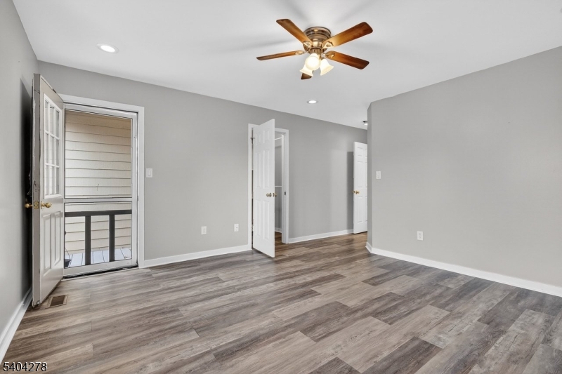 312 Greenfield Road Bridgewater, NJ 08807 - Photo 14 of 31