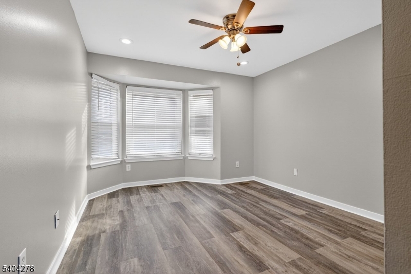 312 Greenfield Road Bridgewater, NJ 08807 - Photo 21 of 31