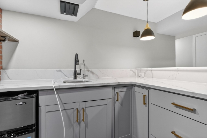 312 Greenfield Road Bridgewater, NJ 08807 - Photo 27 of 31