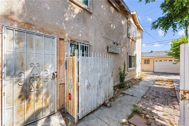 a view of a storage & utility room