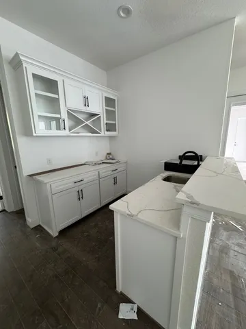 $1,300,000 | 2 Deer Ridge Estates Boulevard, Houston, TX 77339