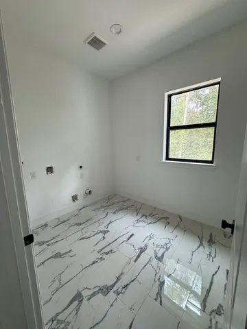 $1,300,000 | 2 Deer Ridge Estates Boulevard, Houston, TX 77339