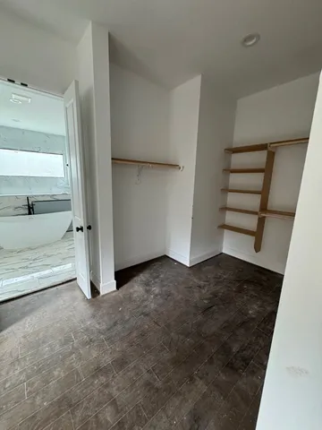 $1,300,000 | 2 Deer Ridge Estates Boulevard, Houston, TX 77339