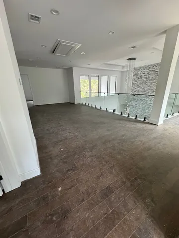 $1,300,000 | 2 Deer Ridge Estates Boulevard, Houston, TX 77339