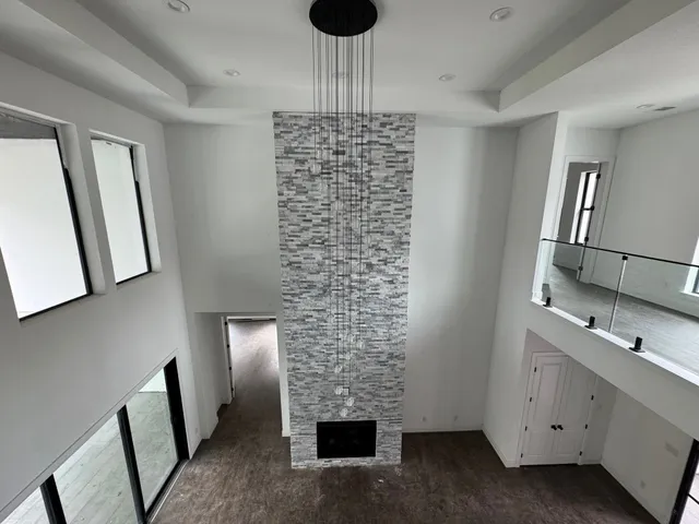 $1,300,000 | 2 Deer Ridge Estates Boulevard, Houston, TX 77339