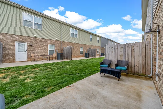 $1,450 | 345 Fallow Circle, Clarksville, TN 37040