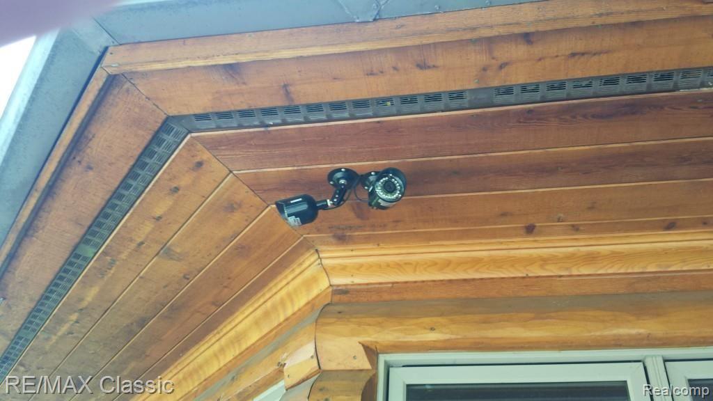 11169 Hyne Road Brighton, MI 48114 - Photo 33 of 48 MULTIPLE CAMERAS.jpg