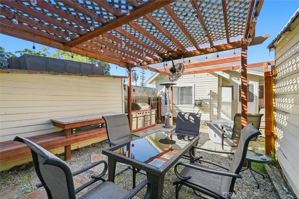 $2,299,000 | 610 Carnelian Street, Redondo Beach, CA 90277