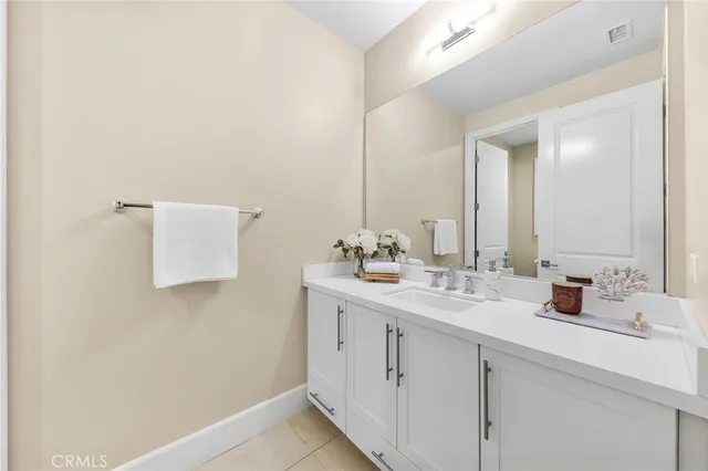 $2,650,000 | 51 Thoroughbred, Irvine, CA 92602