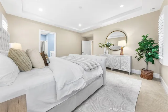 $2,650,000 | 51 Thoroughbred, Irvine, CA 92602