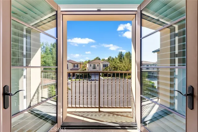 $2,650,000 | 51 Thoroughbred, Irvine, CA 92602