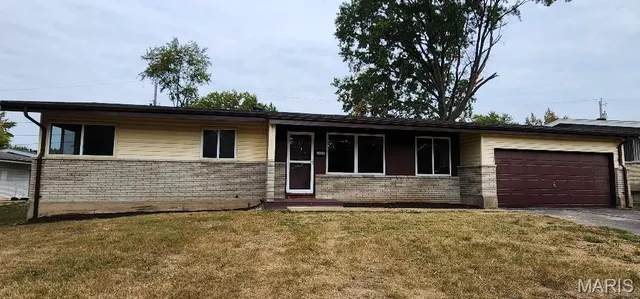 $187,500 | 2241 Luxmore Drive, St. Louis, MO 63136