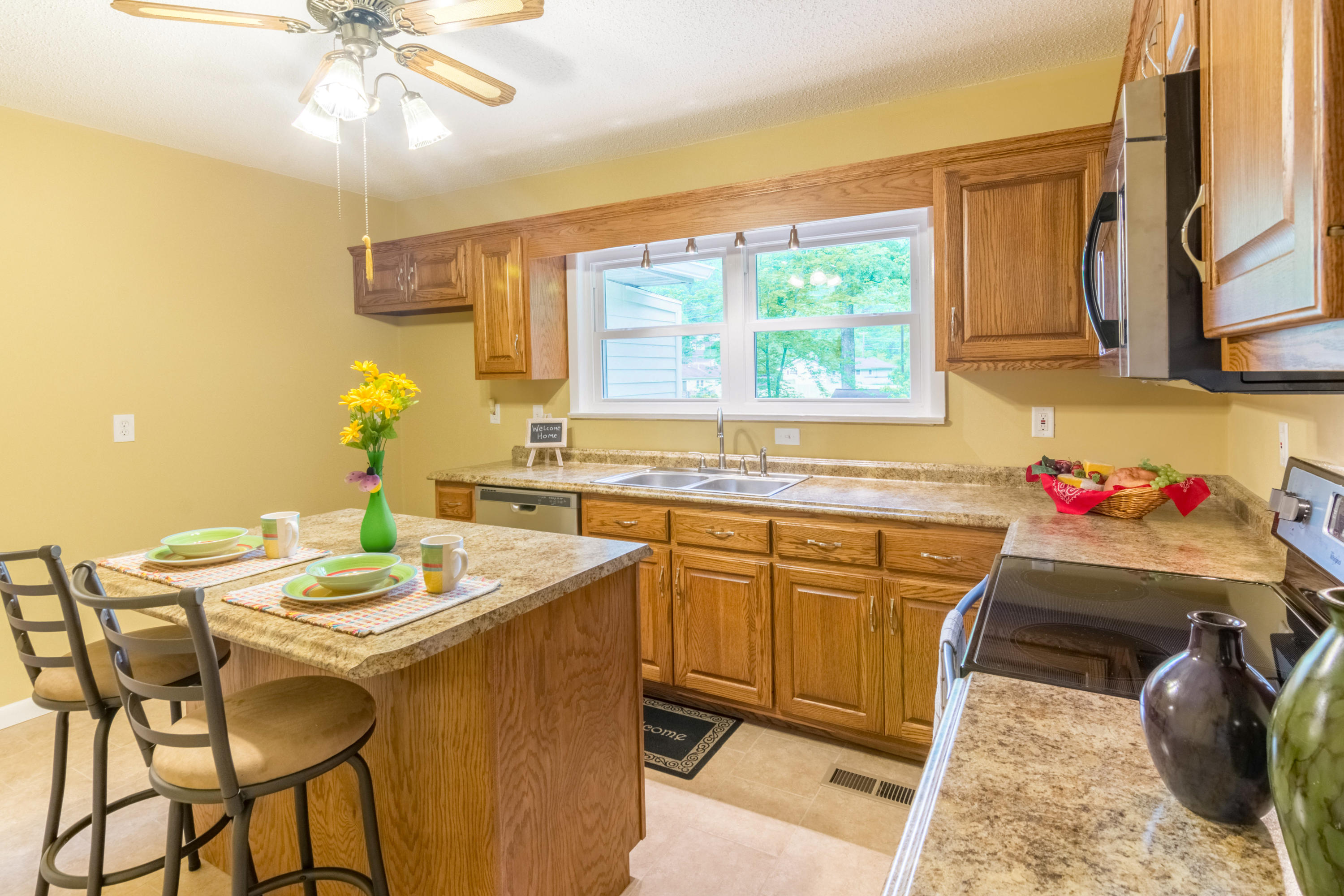 Kitchen 1