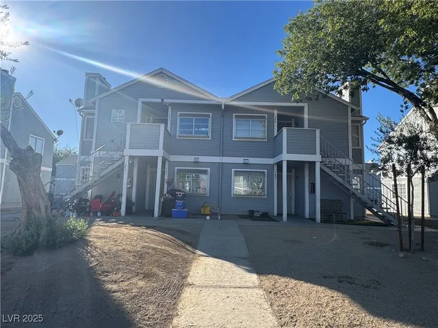 $645,000 | 1901 Dwarf Star Drive, Las Vegas, NV 89115