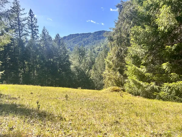 $129,000 | 4100 Hansen Ranch Road, Garberville, CA 95542