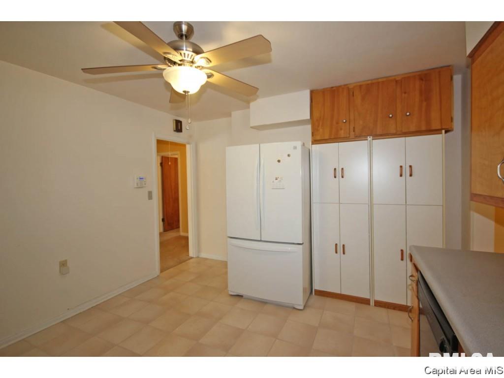 2152 South Walnut Street Springfield, IL 62704 - Photo 11 of 36