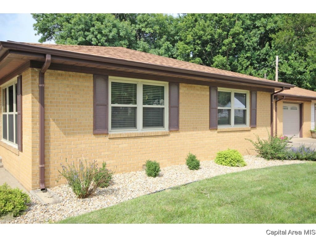 2152 South Walnut Street Springfield, IL 62704 - Photo 34 of 36